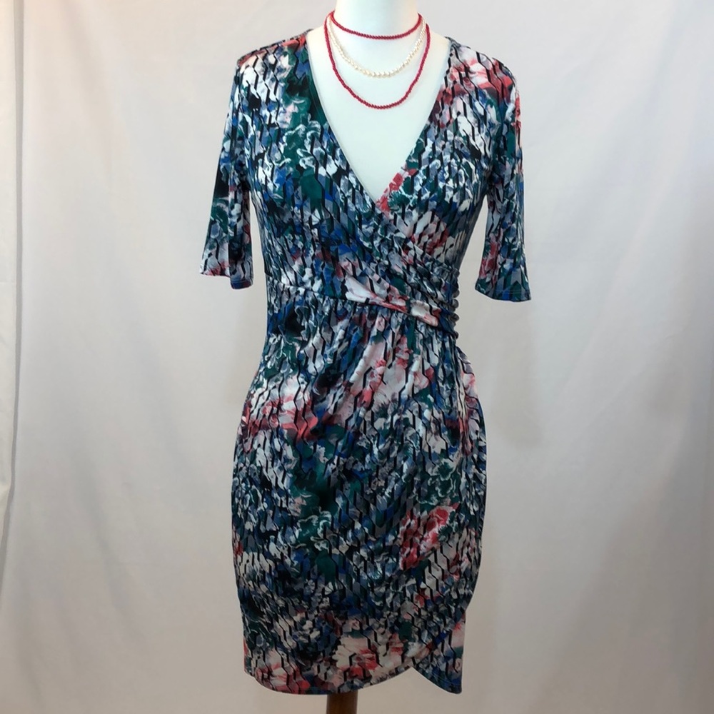 💥Just Fab Multicolored short sleeve dress.